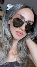 744E0FD3-ED98-463E-8450-4DFAD9F9734A_1_105_c_1024x1024@2x Gafas Valentino 39 - Image 1